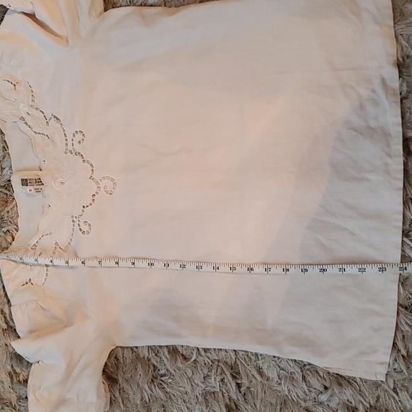 Vintage hand embroidered linen top - Picture 11 of 16